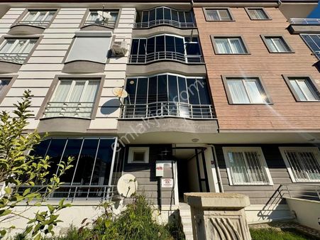 Akçay Sezgin Emlaktan Doğalgazlı Yüksek Kredili Satılık 2+1 Daire