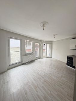 Gg & Atakul Gayrimenkul'den 17 Eylül'de Yeni Bina'da Kiralık Daire