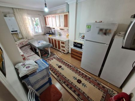 Atapark'ta Cadde Üzeri Köşebaşı Asansörlü 3+1 Daire