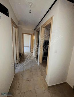 Çayırova Özgürlük Mahallesi'nde Satılık 3+2 Daire