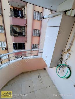 Kardeş Emlak'tan Ptt Evleri Mahallesinde 3+1 Daire