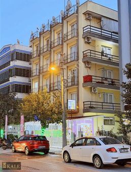 Kale'den Cadde Üstü Ara Kat Ferah 2+1