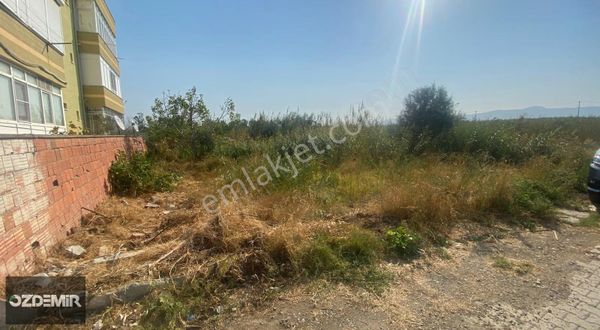 Akçay / Altınkum Mahallesinde Denize 300 Mt Satılık Arsa