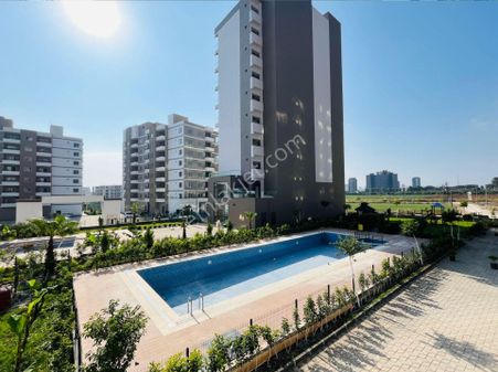 Ethereal'den Tece'de Site İçi Havuzlu Eşyalı Ferah Oturumlu 1+1