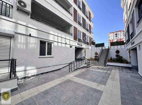 Vali Konağı Polis Evi Yani Sıfır Mükemmel 2 Adet Daire