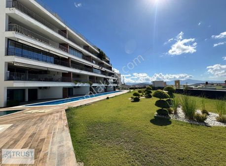 Kuşadası Ege Mh. Panoramik Deniz Manzaralı 3+1 Ultra Lüks Daire