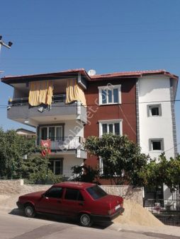 Şirinköy Mevkiinde Müstakil 3 Katlı