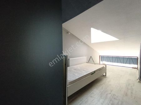 Takas Gayrimenkul'den Üniversite Yanında Satılık 1+1dublex Daire