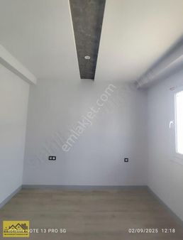 Kardeş Emlak'tan Gültepe Mh'de Kiralık 1+1 Daire