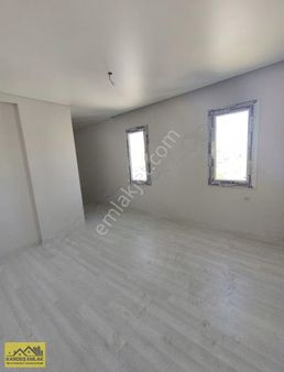 Kardeş Emlaktan Çarkıparemahallesinde 3+1 Daire