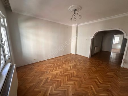 4.levent Metroya 1 Dakika 2+1 Kiralık Daire Artum'dan