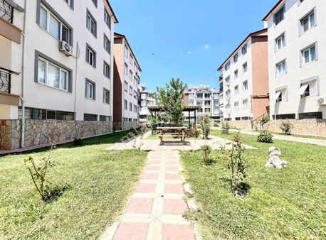 Parla'dan Altınkumda Ara Kat Ön Cephe Geniş Ailelere Uygun 3+1