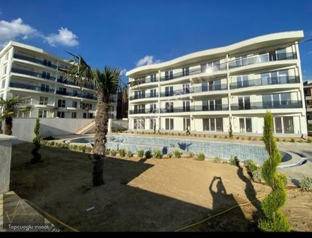 Mamikler Başiskele Havuzlu Site İçerisinde 2+1 Satılık Daire.