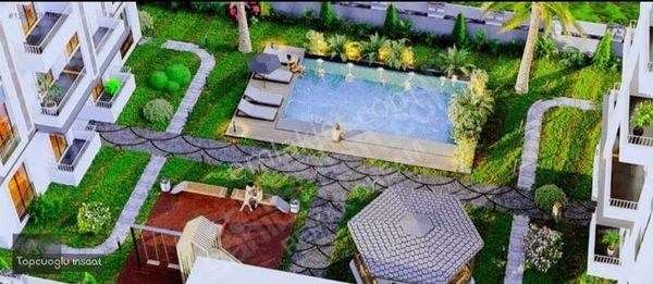 Kent Meydanı Havuzlu Site İçi Satılık Ara Kat Daire