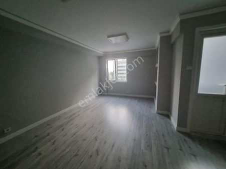 Kocaeli İzmit Kamalpaşa Mah Yürüyüşyolu Kiralık Ofis Büro