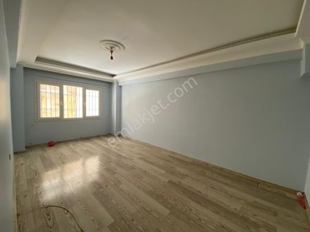 Ayrancılar Fevziçakmak Mahallesi’nde 2 + 1 Kapalı Mutfak Giriş Kat Doğalgazsız Kiralık Daire