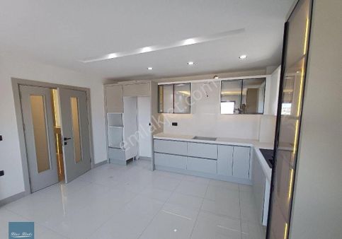 Kusadası Merkez 3+1 Önü Acık Ferah Daire