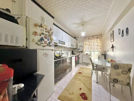Taşcılar'dan Merkez Mah. 135 M² 1.kat Güney Ön Cephe Masrafsızz 3+1