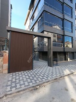 Acil Satılık Süper Konumda 190.metre Kare 4+1.sıfır Garajlı Ultra Lüxs Daire