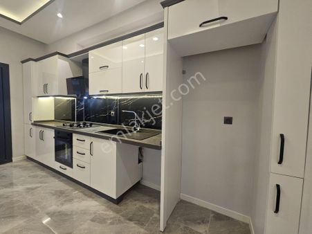 Cantan Emlaktan Akçay Altınkum'da Sıfır Yeni Lüks 2+1 Daire