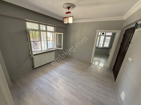 Sultançifliği Mah’de 1+1 65m2 Acill Satılık Yatırımlık Yüksek Giriş Kat Daire