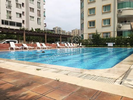 Mavibulvar Gürselpaşa’da Salon Mutfaklı Sosyal Aktiviteli Site İçi Full Cepheli Cazip Kaçmaz