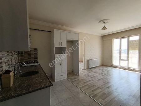Takas Gayrimenkul'den Eski Hastane Karşısında Kiralık 2+1 Daire