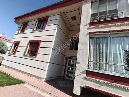 Buhara Mah. Bahçeşehir Koleji Yanı Site İçi 3+1 Bakımlı Masrafsız Daire