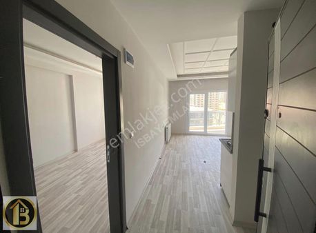 Hastahane Yanı Merkezi Konum Sıfır 1+1 Lüks Daire