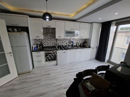 Güneş'ten Koşu İzban 5 Dk 2+1 100m Balkon Asansör A.mutfak