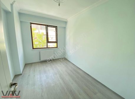 Karaman Yolu Altı Yol Civarı Satılık Lüks Arakat 3+1 Daire!