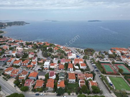 Urla İskele Merkezde Son Kalan Altın Parsel Denize Yalnızca 30 Metre Uzaklıkta
