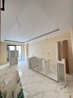 🏡 Muradiye Mahallesi 🏡 ✅2+1 85 M2 5 Katlının 3 Katı ❇️ Kapalı Mutfak