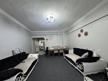 Altınova Mahallesinde Kelepir 3+1 Daire