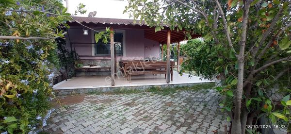 Güzelbahçe Kahramandere Otobana Çok Yakın Tam Müstakil 4+1 Satılık Villa