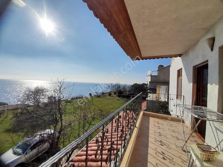 Tekirdağ Yenice De Muteşem Denize Sıfır 4 Katlı Yazlık