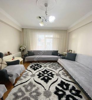 Avcılar Ambarlıda 2+1 15 Yaşında Satılık Daire