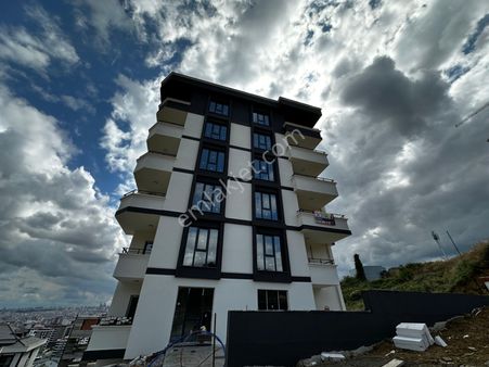 Mükemmel Konum Kaçırılmaz Fırsat Çok Geniş Lüks Kiralık 1+1