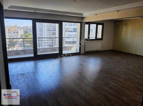 Şehzadeler Yarhasanlar Camii Karşısında Satılık 4+1 Dubleks