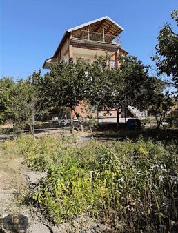 Gesi Kayabağ Da 3 Katlı Meskenli Villa