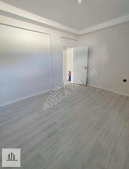 Bahçelievler Mahallesi 3 Kat Dubleks Müstakil Villa