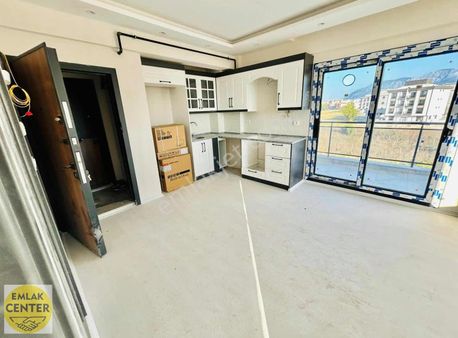 Emlak Center'dan Muradiye Mah Satılık 1+1 Sıfır Daire