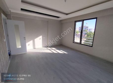 Fetih Caddesi Total Petrol Arkasında Arakat 3+1 Sıfır Daireler