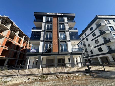 Century 21'den Cumhuriyet Mahallesinde 2+1 Daire !