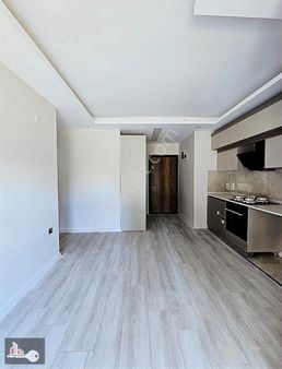 Gazi Mah'de 1+1 Sıfır Yüksek Giriş Daire