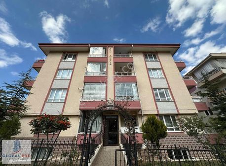 Mutlu Mah Cadde Üzeri 4+1 Satılık Daire