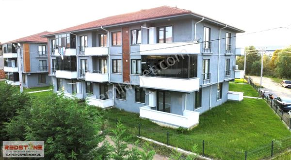 Kabakozda 3+1 Mutfak Ayrı Geniş Peyzaj Alanlı Satılık Köşe Daire