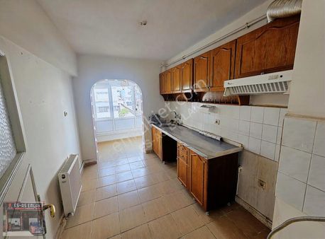 Es-as Tan Mustafa Kemalde 3+1 Arakat Belediye Yakını Daire