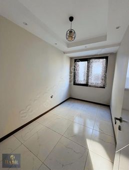 Babilden Gümüşler Bulvarı Yanı 2+1 Daire-arakat,asanörlü