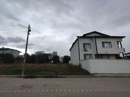 Cüneytbey Mah. 283m2 Arsa